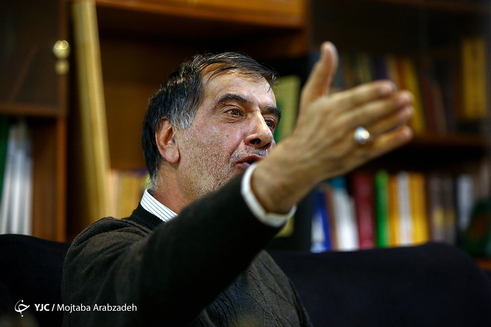 اصلاح طلب‌ها در تشکیل ائتلاف از اصولگرایان بهتر نیستند/ برای احمدی نژاد و خودمان دعا می‌کنم که عاقبتمان ختم بخیر شود