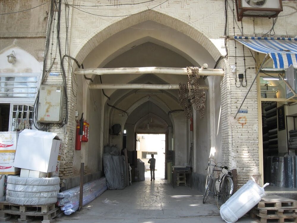 هشدار! خطر بیخ گوش بازار تاریخی اصفهان